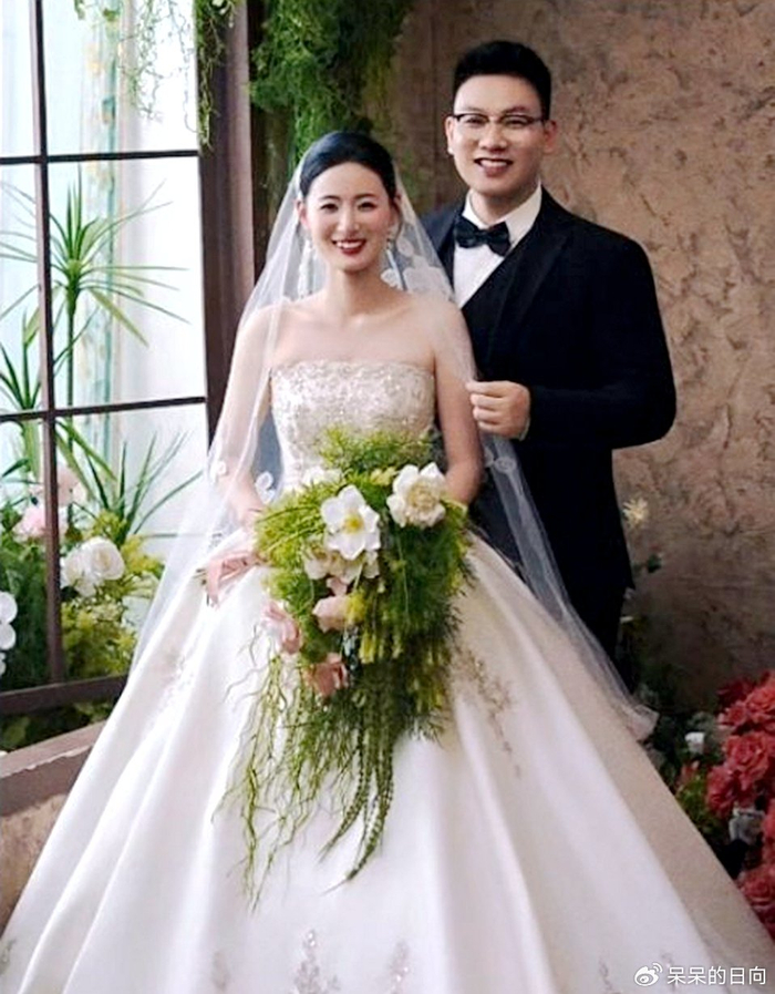 6686官网-中国乒乓球一幕后功臣举办婚礼,因孙颖莎与娇妻结缘,已育有宝宝|王翔|河北|翔哥|教练|莎莎_新浪体育_新浪新闻